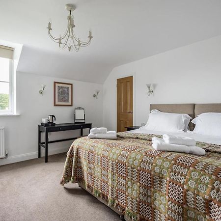 3 Bedroom Barn Conversion With Hot Tub-Garden View - Ty Cerrig Barn Corwen Zewnętrze zdjęcie