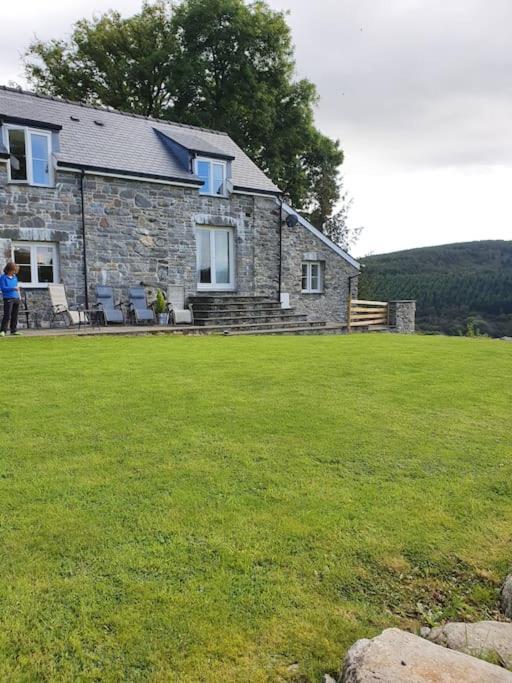3 Bedroom Barn Conversion With Hot Tub-Garden View - Ty Cerrig Barn Corwen Zewnętrze zdjęcie